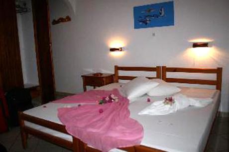 Arian Hotel Páros Quarto foto