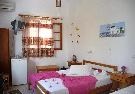 Arian Hotel Páros Quarto foto